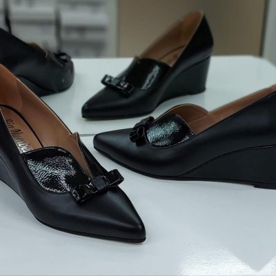 Women's wedges